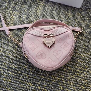 Juicy Couture Light Pink Heart-Shaped Crossbody Bag with Gold Hardware
